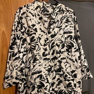 100% linen women’s top Size 2x